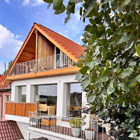 Shard Boutique Hotel-Adult Only Brasov Exterior photo