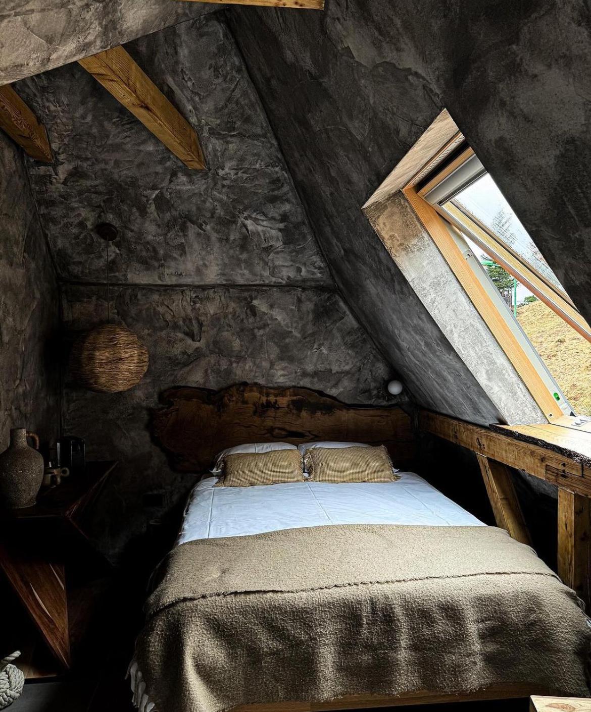 Shard Boutique Hotel-Adult Only Brasov Exterior photo