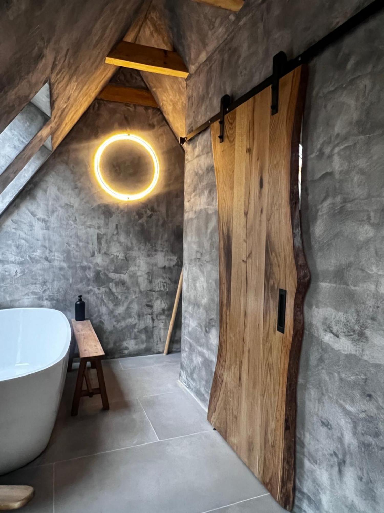 Shard Boutique Hotel-Adult Only Brasov Exterior photo