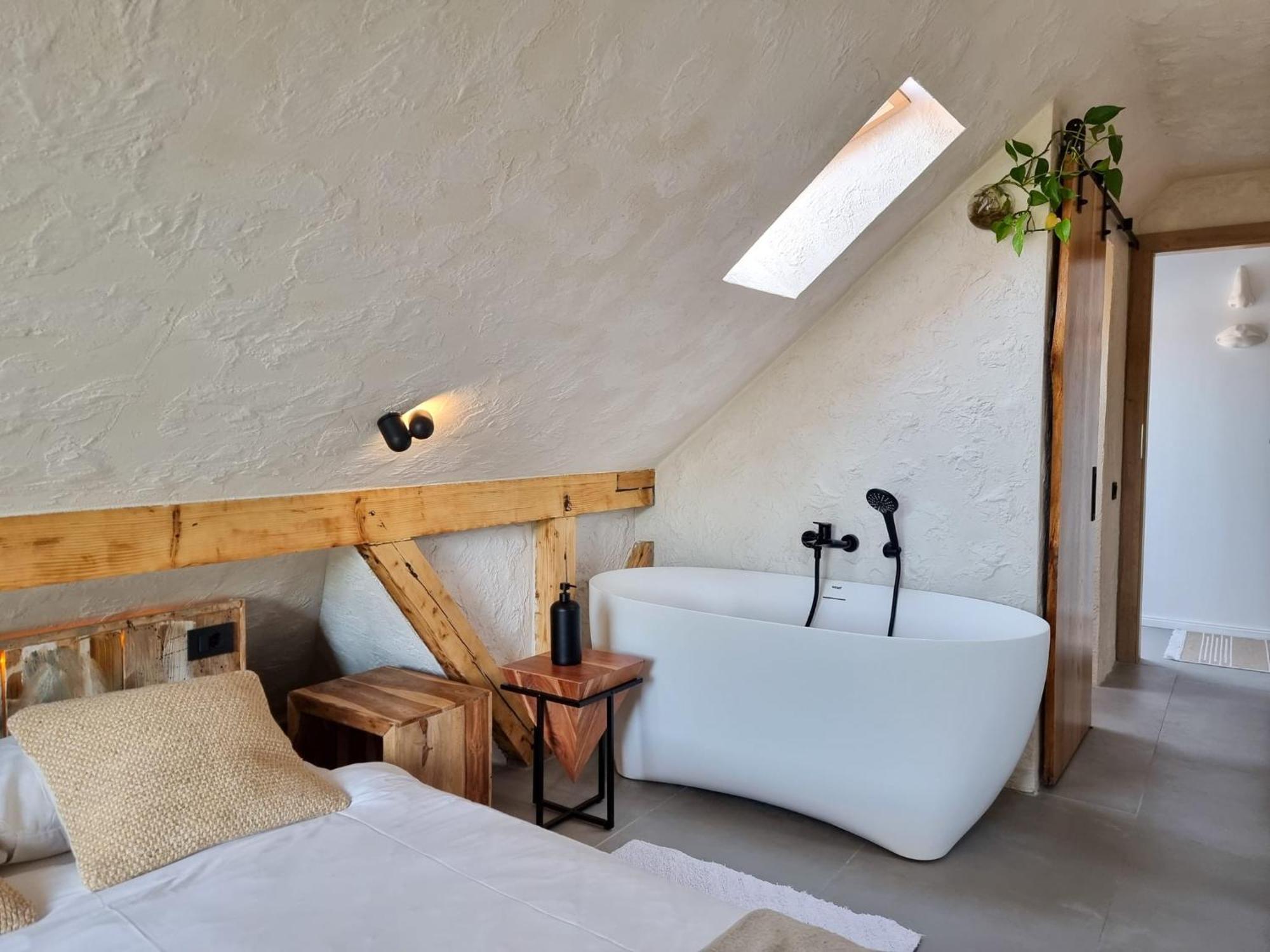 Shard Boutique Hotel-Adult Only Brasov Exterior photo